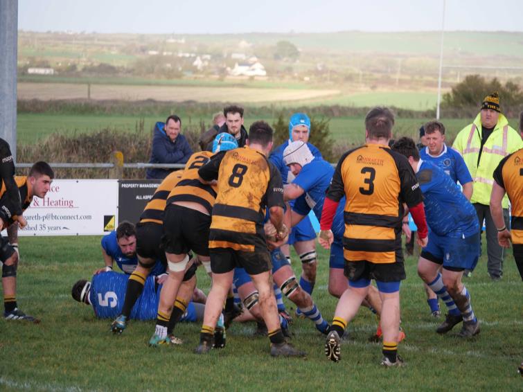 Saints defend in numbers